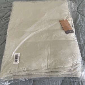 NWT. Aloe kytebaby toddler 2.5 tog